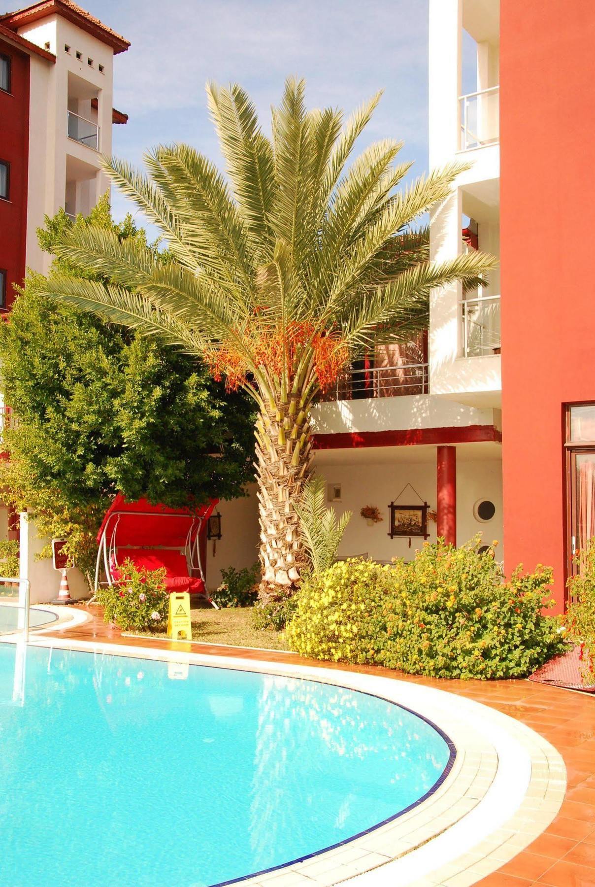 Carna Garden Hotel Side Exterior photo