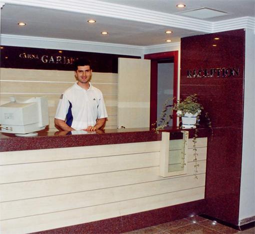 Carna Garden Hotel Side Exterior photo